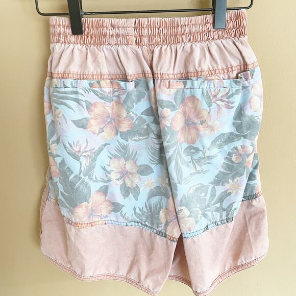 WITHOUT WALLS Men's Floral Swim Trunks - Size Small - Picture 3 of 11